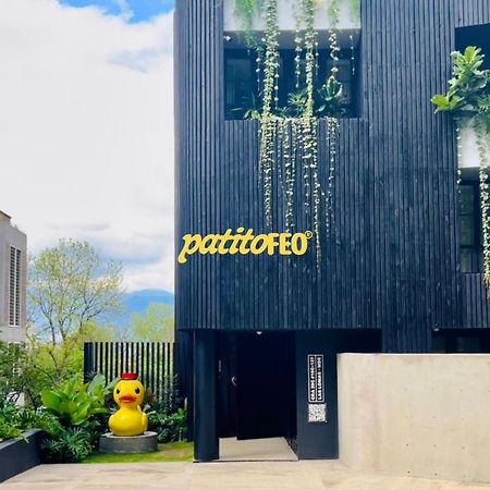 Apartment Patito Feo - Poblado Medellín Exterior foto